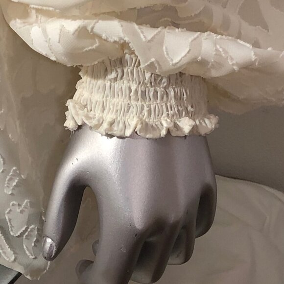 Michael Kors Women's Peasant Blouse Boho Size XL White Ruffled Collar - Picture 3 of 7